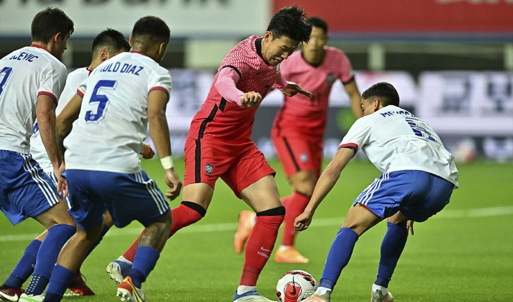Con 3 en duda: Eduardo Berizzo prepara formación para el duelo frente a Túnez 2 corea vs chile